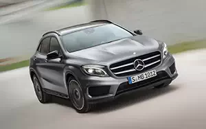   Mercedes-Benz GLA250 4MATIC AMG Sport Package - 2013