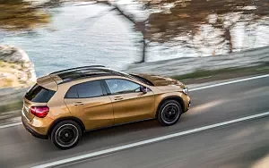   Mercedes-Benz GLA 220 d 4MATIC - 2017