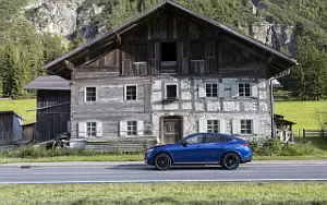   Mercedes-Benz GLC 300 de 4MATIC Coupe AMG Line - 2023