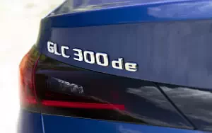   Mercedes-Benz GLC 300 de 4MATIC Coupe AMG Line - 2023