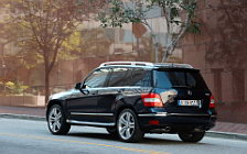   Mercedes-Benz GLK350 4MATIC - 2008