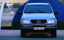   Mercedes-Benz ML320 - 1998