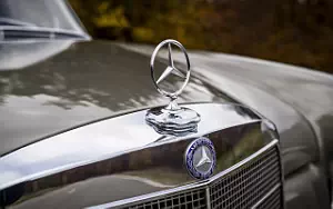   Mercedes-Benz 250 SE W108 - 1965