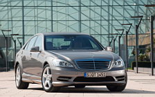   Mercedes-Benz S-class AMG Sports Package - 2009