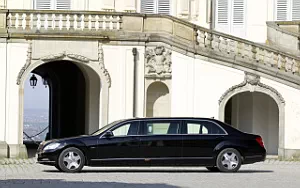   Mercedes-Benz S600 Pullman Guard - 2011