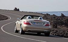   Mercedes-Benz SLK350 - 2011