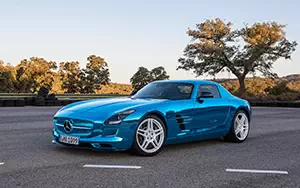   Mercedes-Benz SLS AMG Coupe Electric Drive - 2012