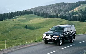   Mitsubishi Pajero Sport 3.0 V6 AT - 2005