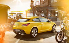   Opel Astra GTC - 2011