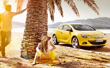   Opel Astra GTC - 2011