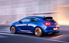   Opel Astra OPC - 2012