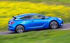   Opel Astra OPC - 2012