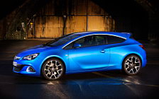   Opel Astra OPC - 2012