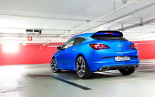   Opel Astra OPC - 2012