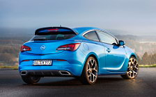   Opel Astra OPC - 2012