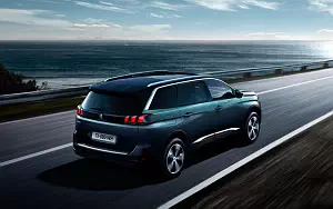   Peugeot 5008 - 2016