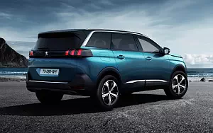   Peugeot 5008 - 2016