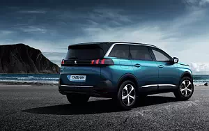   Peugeot 5008 - 2016