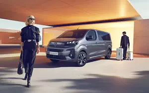   Peugeot e-Traveller - 2023