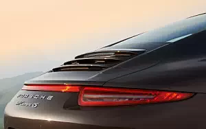   Porsche 911 Carrera 4S - 2012