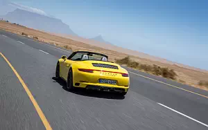   Porsche 911 Carrera 4 GTS Cabriolet - 2017