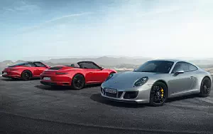   Porsche 911 Carrera 4 GTS - 2017