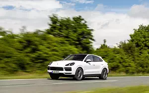   Porsche Cayenne Coupe (Carrara White Metallic) - 2019