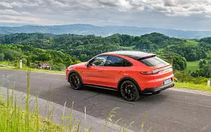   Porsche Cayenne Turbo Coupe (Lava Orange) - 2019