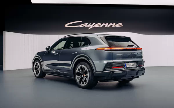   Porsche Cayenne Electric - 2026