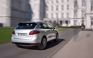   Porsche Cayenne Diesel - 2010