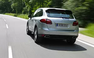   Porsche Cayenne Diesel - 2010