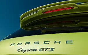   Porsche Cayenne GTS - 2012