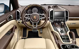   Porsche Cayenne S - 2014