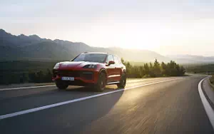   Porsche Cayenne GTS - 2024