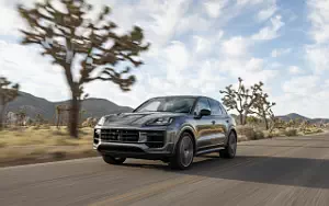   Porsche Cayenne S SportDesign Package (Quarzite Grey Metallic) - 2024