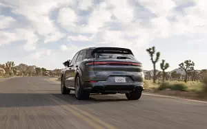   Porsche Cayenne S SportDesign Package (Quarzite Grey Metallic) - 2024