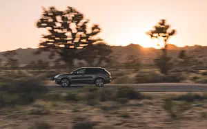   Porsche Cayenne S SportDesign Package (Quarzite Grey Metallic) - 2024