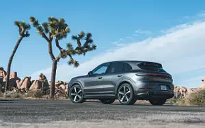   Porsche Cayenne S SportDesign Package (Quarzite Grey Metallic) - 2024