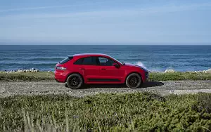   Porsche Macan GTS (Carmine Red) - 2020