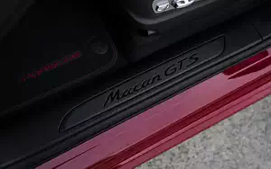   Porsche Macan GTS (Carmine Red) - 2020