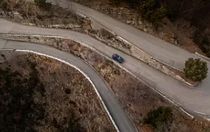   Porsche Macan T (Gentian Blue Metallic) - 2022