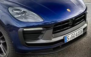   Porsche Macan T (Gentian Blue Metallic) - 2022