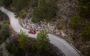   Porsche Macan T (Papaya Metallic) - 2022