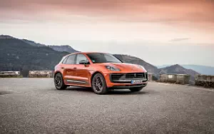   Porsche Macan T (Papaya Metallic) - 2022