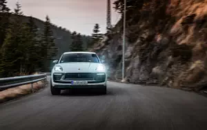   Porsche Macan T (Pure White) - 2022