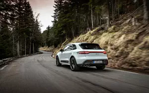   Porsche Macan T (Pure White) - 2022