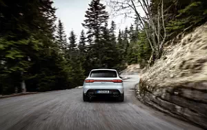   Porsche Macan T (Pure White) - 2022