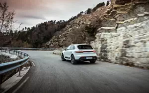   Porsche Macan T (Pure White) - 2022