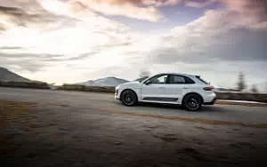   Porsche Macan T (Pure White) - 2022