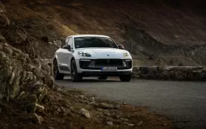   Porsche Macan T (Pure White) - 2022